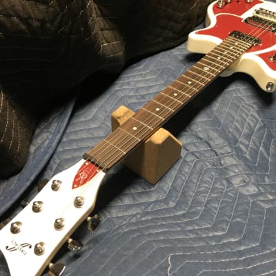 First Act Garage Master SLASH guitar Volkswagon Slash Guitar 2000's - Red Pickguard / white body image 5