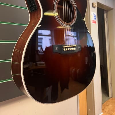 Sigma OMTC-1E-SB Polished Gloss Sunburst 2022 Electro-Acoustic Guitar image 2