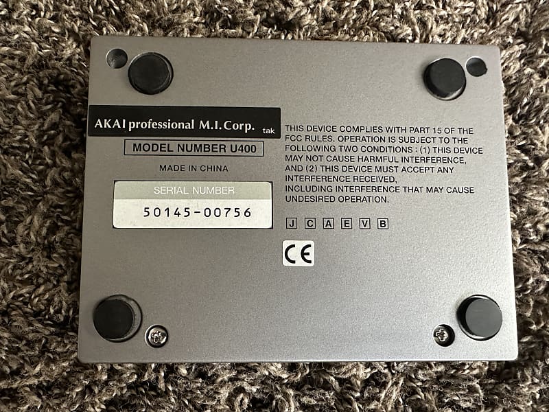 ギター AKAI Professional U-400 RIFF-O-MATIC AKAI RIFF-O-MATIC U400 Variable Tempo Constant Pitch Phrase