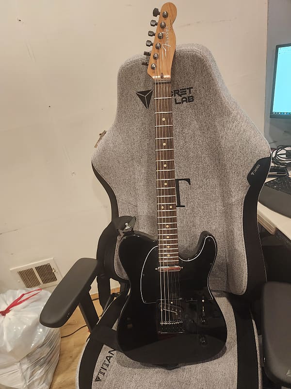 Blackout Fender American Standard-like Telecaster