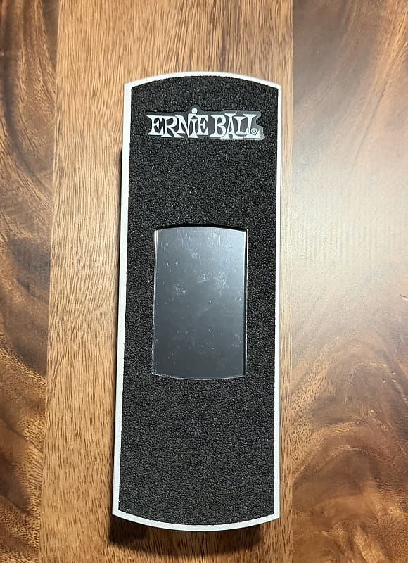 Ernie Ball VPJR Tuner