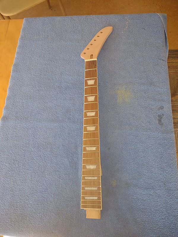 Explorer Guitar Neck Mahogany 2023 - Unfinished 