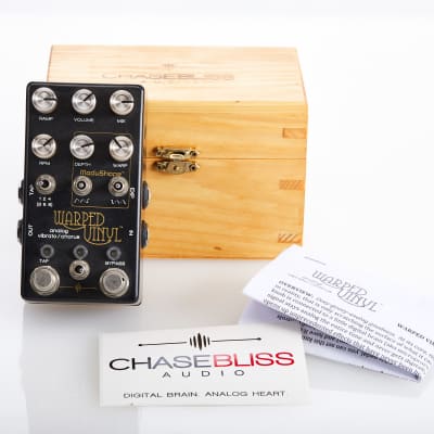 Chase Bliss Audio Warped Vinyl Lush Analog Chorus Vibrato Warble 2013 - Black in Wood Box image 2
