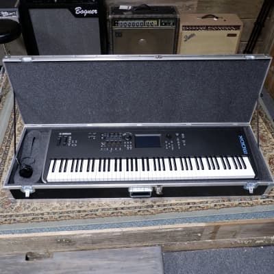 Yamaha MODX8 88-Key Synthesizer - Black with Road Case