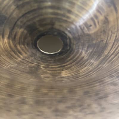 Istanbul Agop 22" 30th Anniversary Ride Cymba 2114 g. + Leather Cymbal Bag image 4