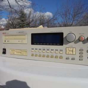 Akai CD3000XL Sampler | Reverb