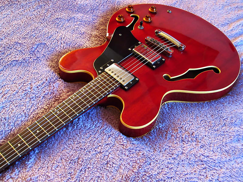 1995 Vantage 635V Black Used 335 Semi Hollow Electric Guitar