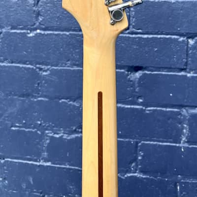 Fender Stratocaster - Medium Scale - STM-60R - "E Series" - MIJ - 1984 - 2 Tone Burst image 7