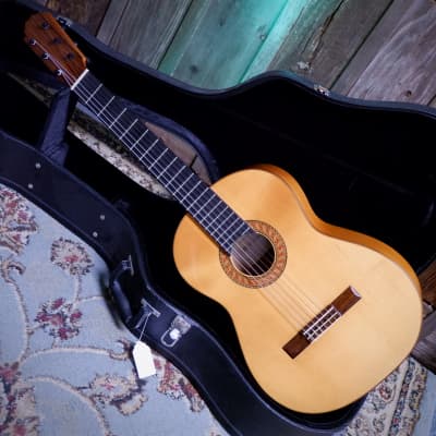 M. G. Contreras Flamenco Student Model 1980's-1990's - Natural with Hard Case & Wittner Mechanical Tuners image 3
