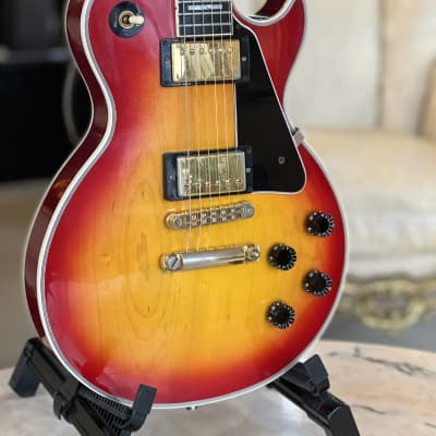 Gibson Les Paul Custom Shop 2000 Cherry Burst image 2