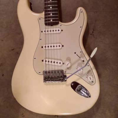 Fender on sale stratocaster reverb