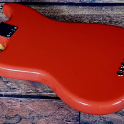 Fender Vintera '60s Mustang Bass w/Fender DLX Gig Bag 2022 Model in Fiesta Red image 6