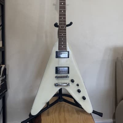 Burny RFV-75 Flying V 1980s White W/ Hardcase Made in Japan