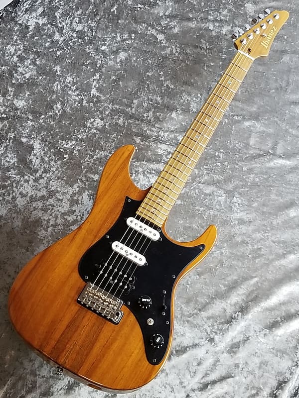 Ibanez AZ2204にハワイアンコアトップの限定モデルが登場