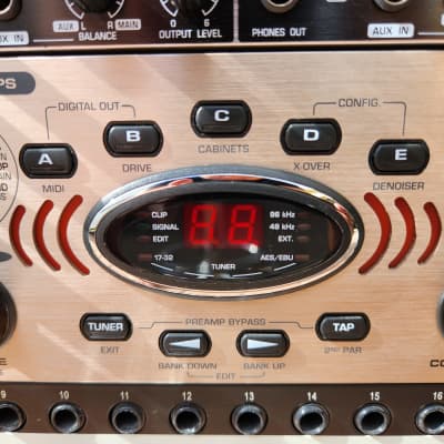 Behringer Bass V-AMP Pro Rackmount Amp Modeler and Multi-Effect 2010s - Silver image 2