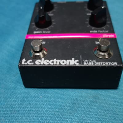 TC Electronic Vintage Bass Distortion 2010s - Black image 3
