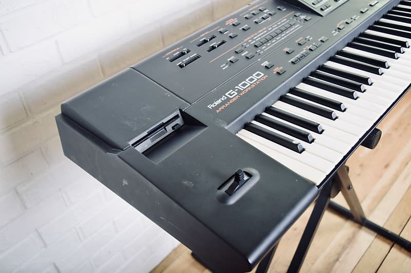 Roland g on sale 1000 price