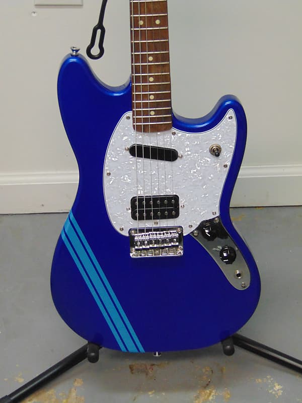 Squier Vintage Modified Mustang - Vintage White | Sweetwater