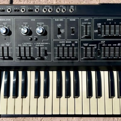 Roland SH-1 32-Key Synthesizer 1978 - 1979 - Black