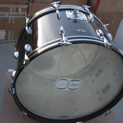 Slingerland 5 ply Bass Drum 24X14 BLACK CHROME from the 1970s Great Condition! image 5