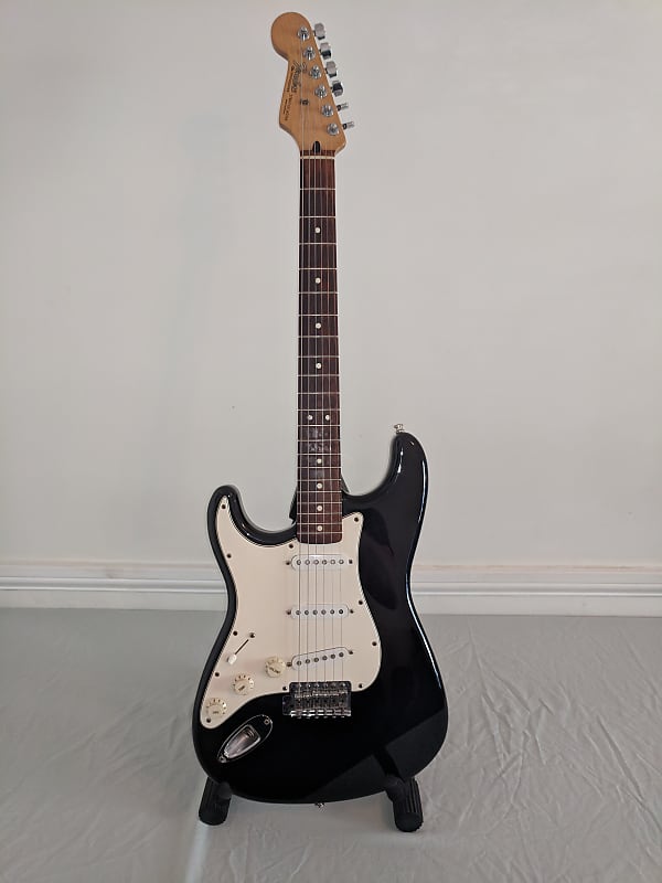 Fender Standard Stratocaster - (Lefty) - Made in Mexico - 90s Black