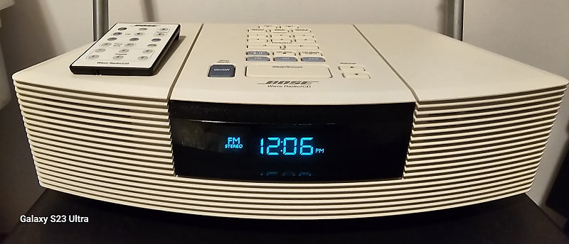 Bose Wave Radio/CD Player & Remote