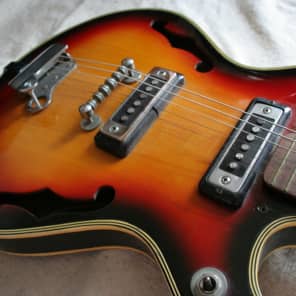 Idol (Teisco) PA-10 Hollowbody 1967 2 Color Sunburst | Reverb
