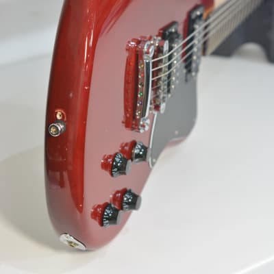 Fender Toronado USA Deluxe Series 2002 - Trans Red image 17