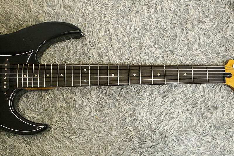 1990's made Yamaha Advanced Form YGX112P Black finish Alder