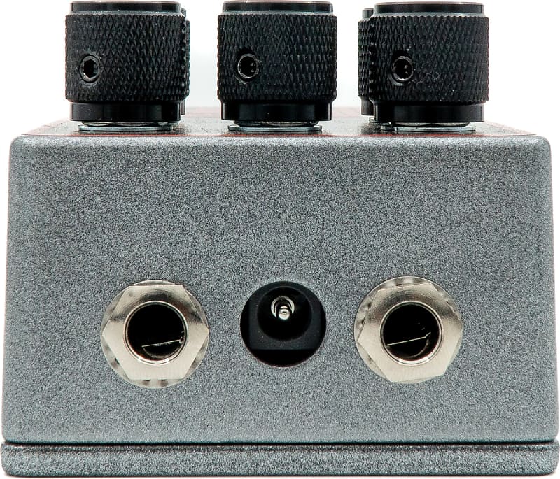H*7様 SolidGoldFX　BETA-V Amazon.com: SolidGoldFX BETA-V Bass Preamp Pedal : Musical