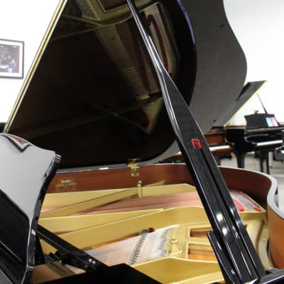 Kawai RX1 Grand Piano image 3
