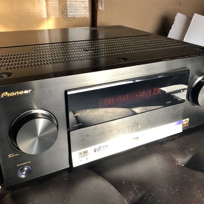Pioneer SC-LX701 9.2 Channel 4K UHD A/V Receiver w/Bluetooth, Dolby Atmos, DTS:X, PHONO, Chromecast, SONOS Ready, Class D3 Amp & ESS SABRE DAC’s+Remote & Calibration Mic! *NICE!* Works Perfect image 4