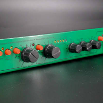 JOEMEEK ProChannel VC3 mod. 金字モデル JOEMEEK ProChannel VC3 mod. 金字モデル JOEMEEK ProChannel VC3 mod