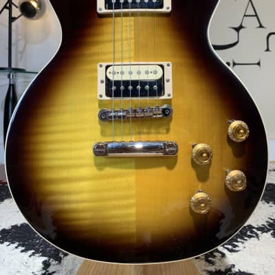 Gibson Slash Les Paul Standard 2020 November Burst Light 8.2LB Upgraded Slash Signature Seymour Duncan Pickups image 2