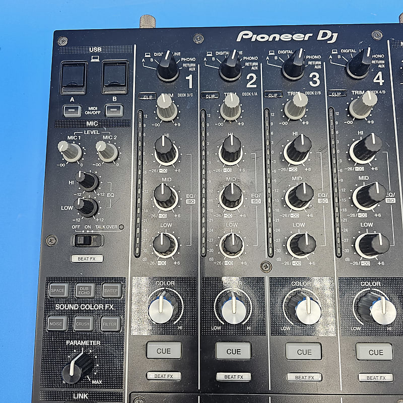 Pioneer DJM-900NXS2 4-channel DJ Mixer with Effects | Reverb