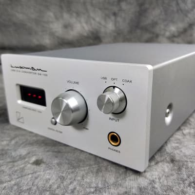 Luxman DA-100 USB D/A Converter In Excellent Condition | Reverb Canada