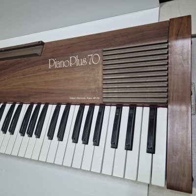 Roland HP-30 Electric Piano 61-Key Piano Plus 30 1980s