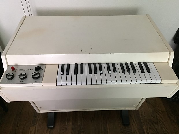 Mellotron m400 on sale