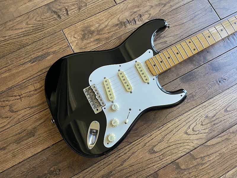 Vintage 1984 Fender ST-57 Black Stratocaster 1957 Reissue E