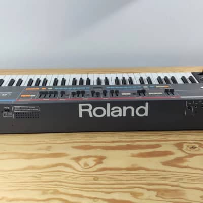 Roland Juno-106 61-Key Programmable Polyphonic Synthesizer 1984 - 1985 - Black image 4