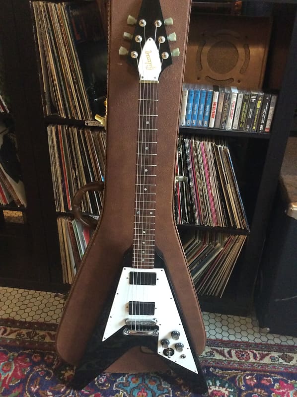 Gibson Flying V with EMG 81/85