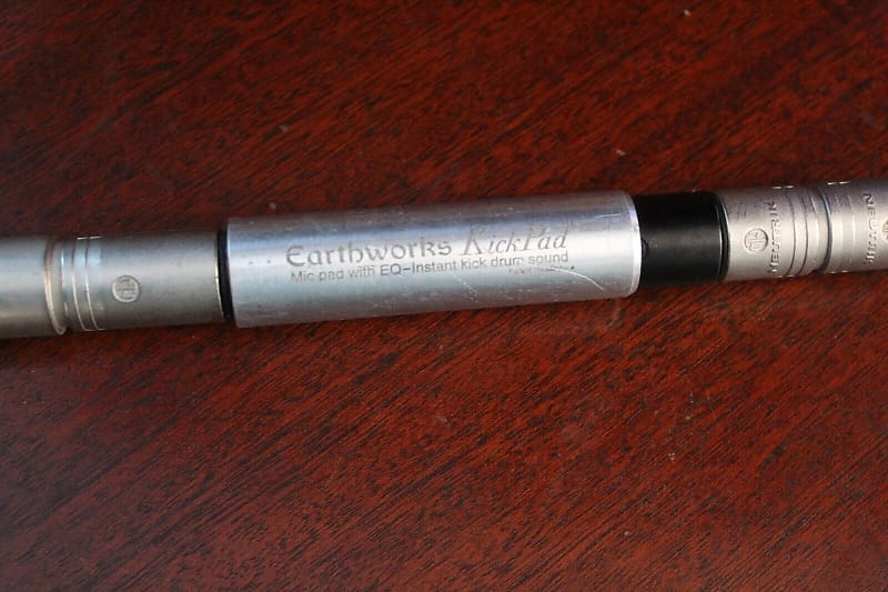 Earthworks Kick Pad mic pad Reverb