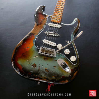 Fender Stratocaster Daphne Blue/Sunburst Heavy Aged Relic [$180 OFF for Limited Time Only] image 3