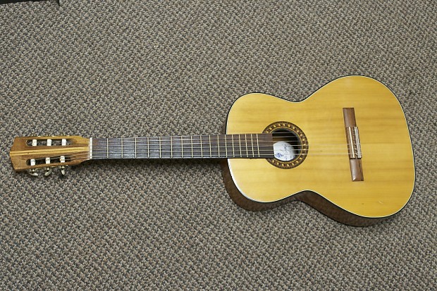 Clemente Segovia Model 488 B Classical Guitar