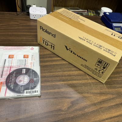 Roland TD-11 V-Drum Module w/Mount, Wiring Harness, Manuel, & Power Supply