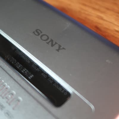 Sony WM-EX570 Walkman Cassette Player image 5