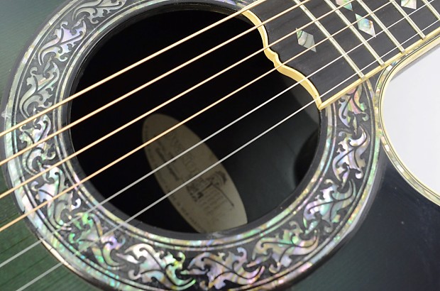 ovation custom legend 1769-CGB レアカラー緑 ovation custom legend 1769-CGB レアカラー緑