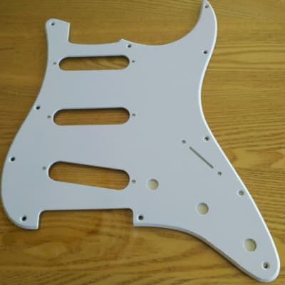 SSS Strat Pickguard White for Stratocaster, 11 holes, 1 ply for sale