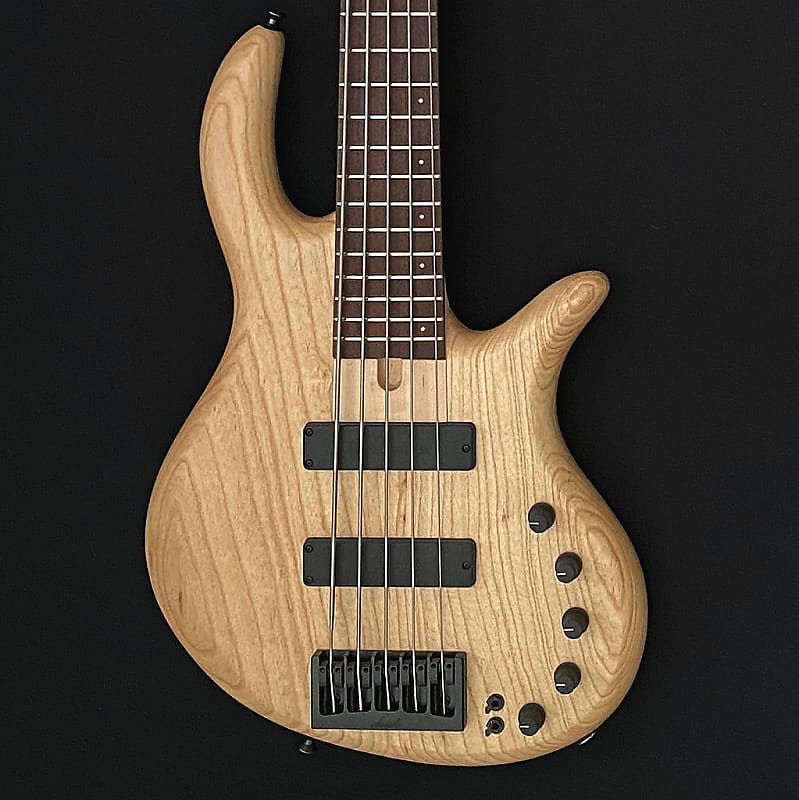 Elrick Standard e-Volution 5-String Bass - Swamp Ash, Wenge