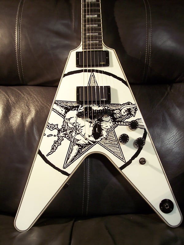 Dean Eric Peterson Limited Signature Old Skull V Classic White W 